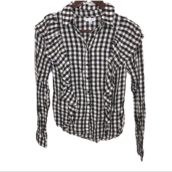 Women's NWT Francesca's Gingham Black and White Ruffle Button Down Shirt - Picture 1 of 8